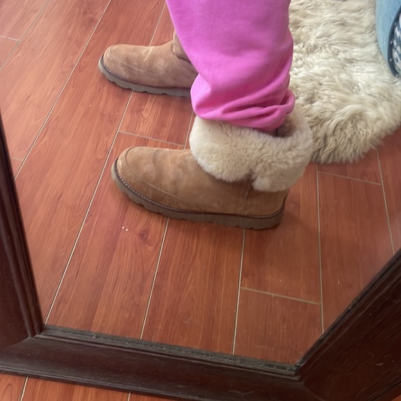RARE Limited Edition UGGS - Picture 6 of 6